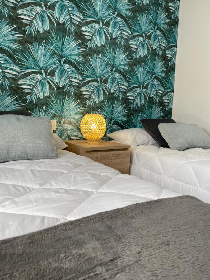 Seahomes Vacations, Fenals Beach&Chic, Pk, Top Apartment Full Equipped リョレート・デ・マル エクステリア 写真