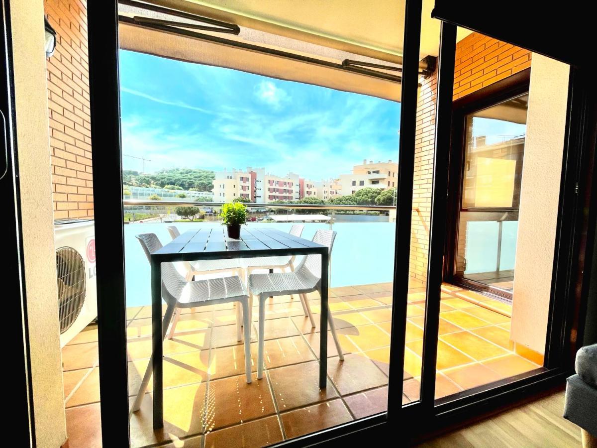 Seahomes Vacations, Fenals Beach&Chic, Pk, Top Apartment Full Equipped リョレート・デ・マル エクステリア 写真